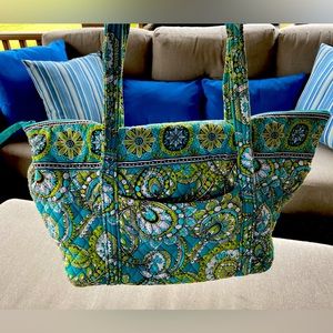 Vera Bradley Peacock Miller Bag- EUC